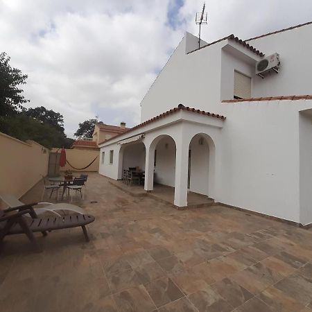 Villa Oasis De Paz En El Campo De Gibraltar Los Barrios Exterior foto